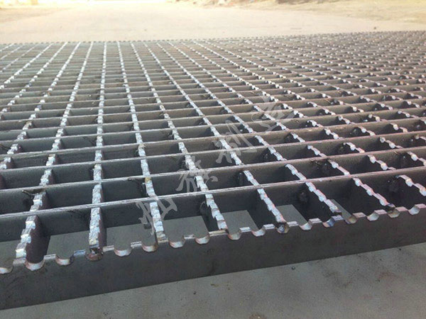 廣西齒形鋼格板圖片2