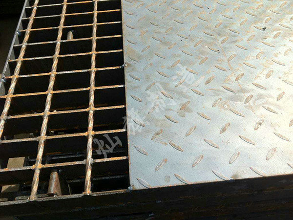 內(nèi)蒙復(fù)合鋼格板圖片3