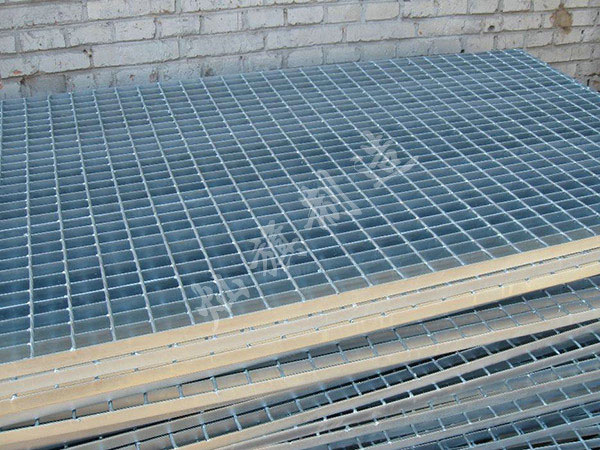 青海鋼格柵護欄圖片3