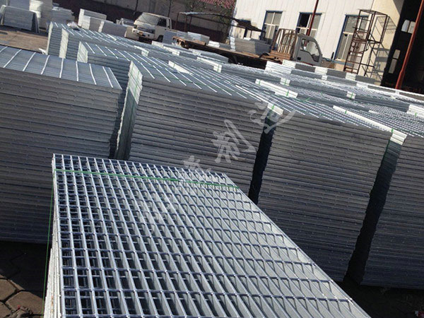 內蒙化工廠用鋼格板圖片2