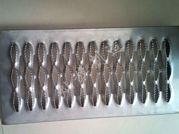 銀川鱷魚嘴防滑板