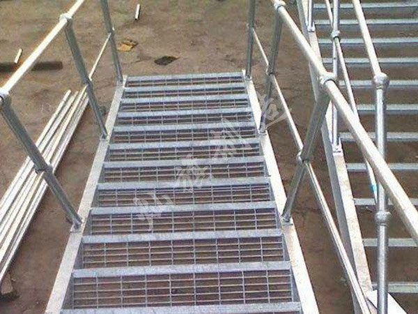 青海作業(yè)鋼梯欄桿圖片1