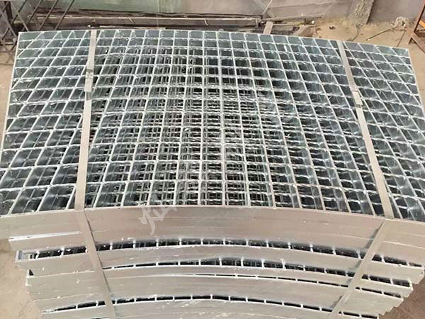 新疆鋼格柵步板圖片2