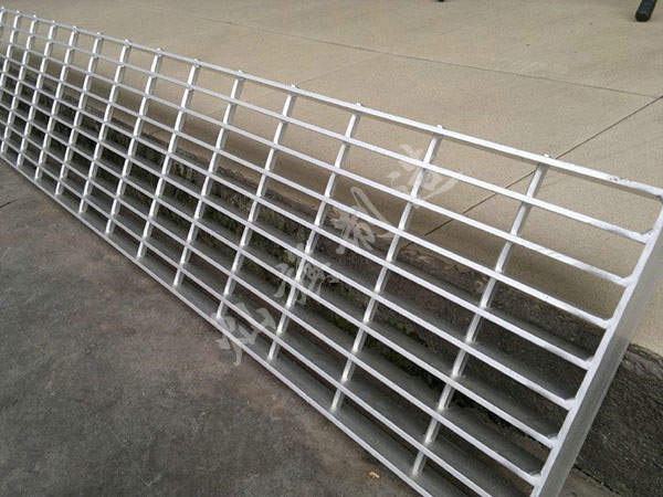 內(nèi)蒙鋁合金鋼格板圖片1