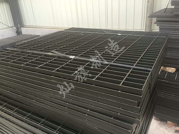 新疆噴漆鋼格板圖片3